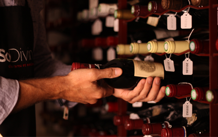 To sell your wine bottles, what other solutions exist?